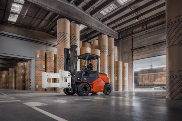 Toyota Traigo80 9FBM70T Toyota Traigo80 9FBM70T